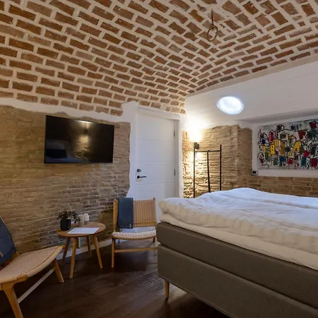 Amber Italy 4*