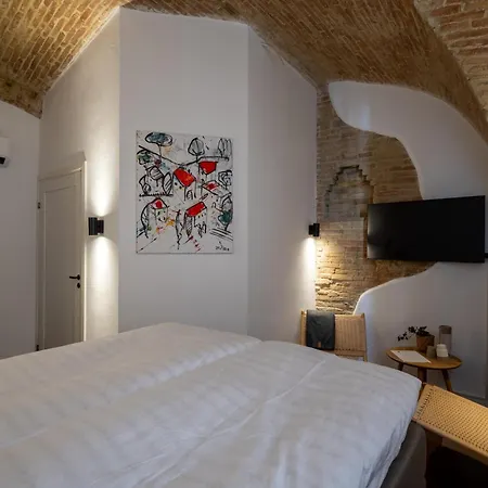 Amber Italy 4*