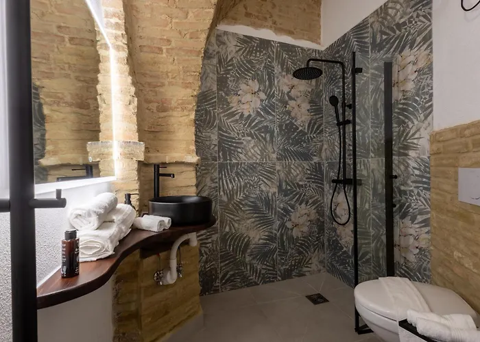 Amber Italy Villalfonsina